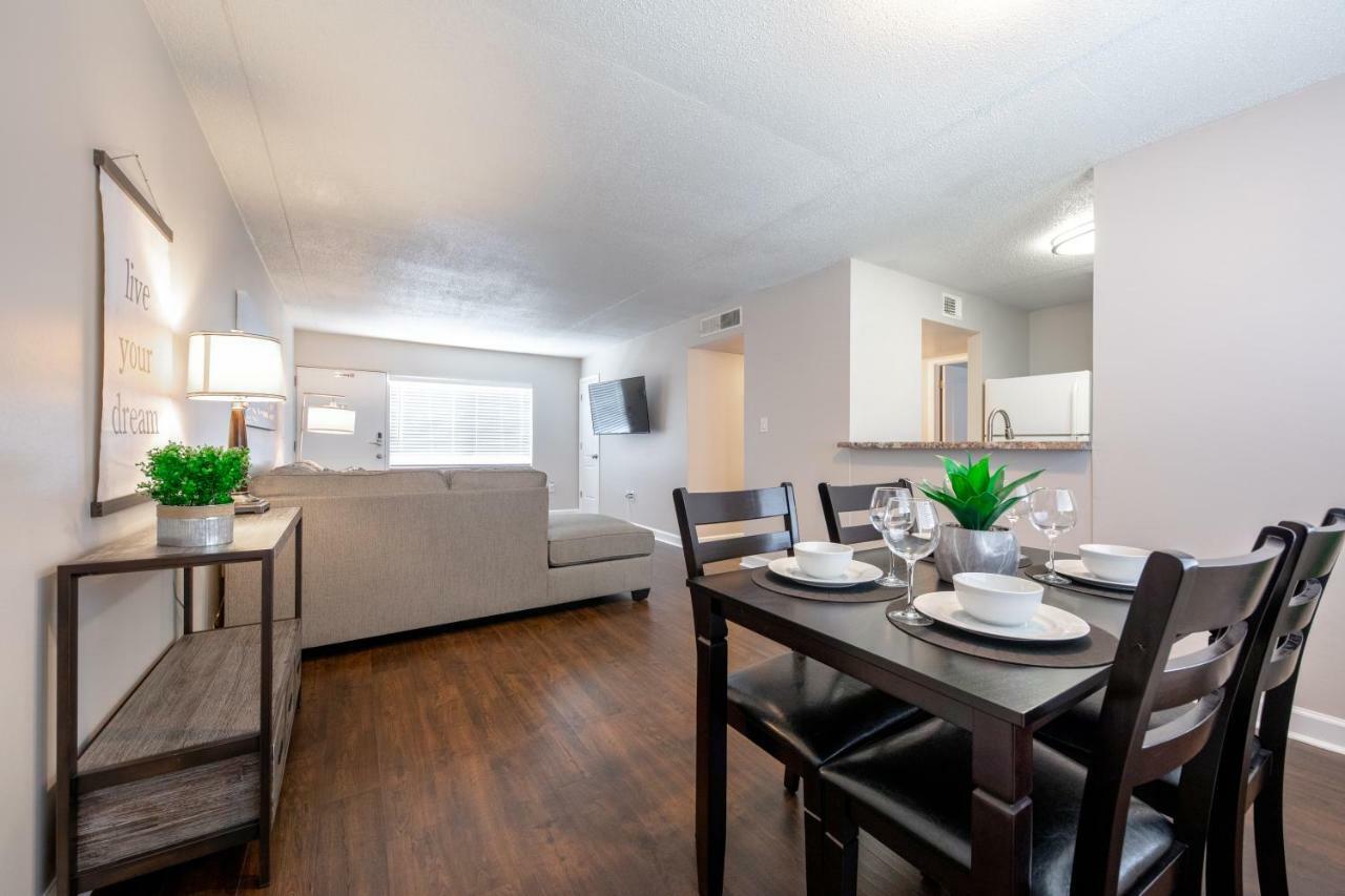 Stay Avenida Westshore Tampa Bagian luar foto
