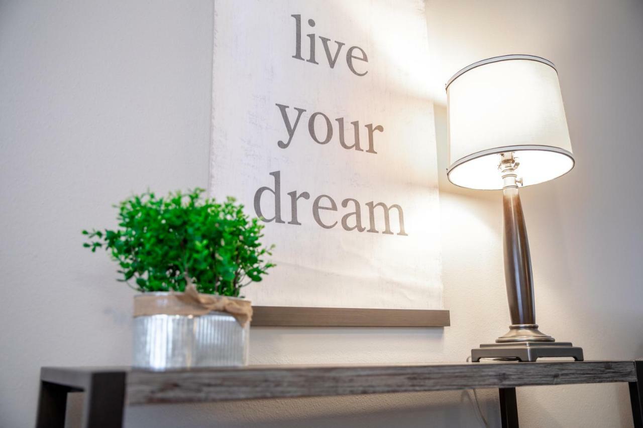 Stay Avenida Westshore Tampa Bagian luar foto